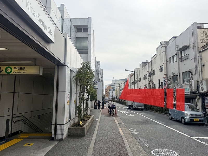 ※こちらは「仲町口」出口です。